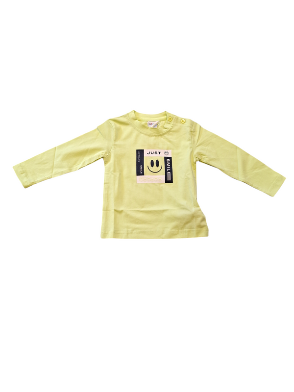 T-shirt smile
